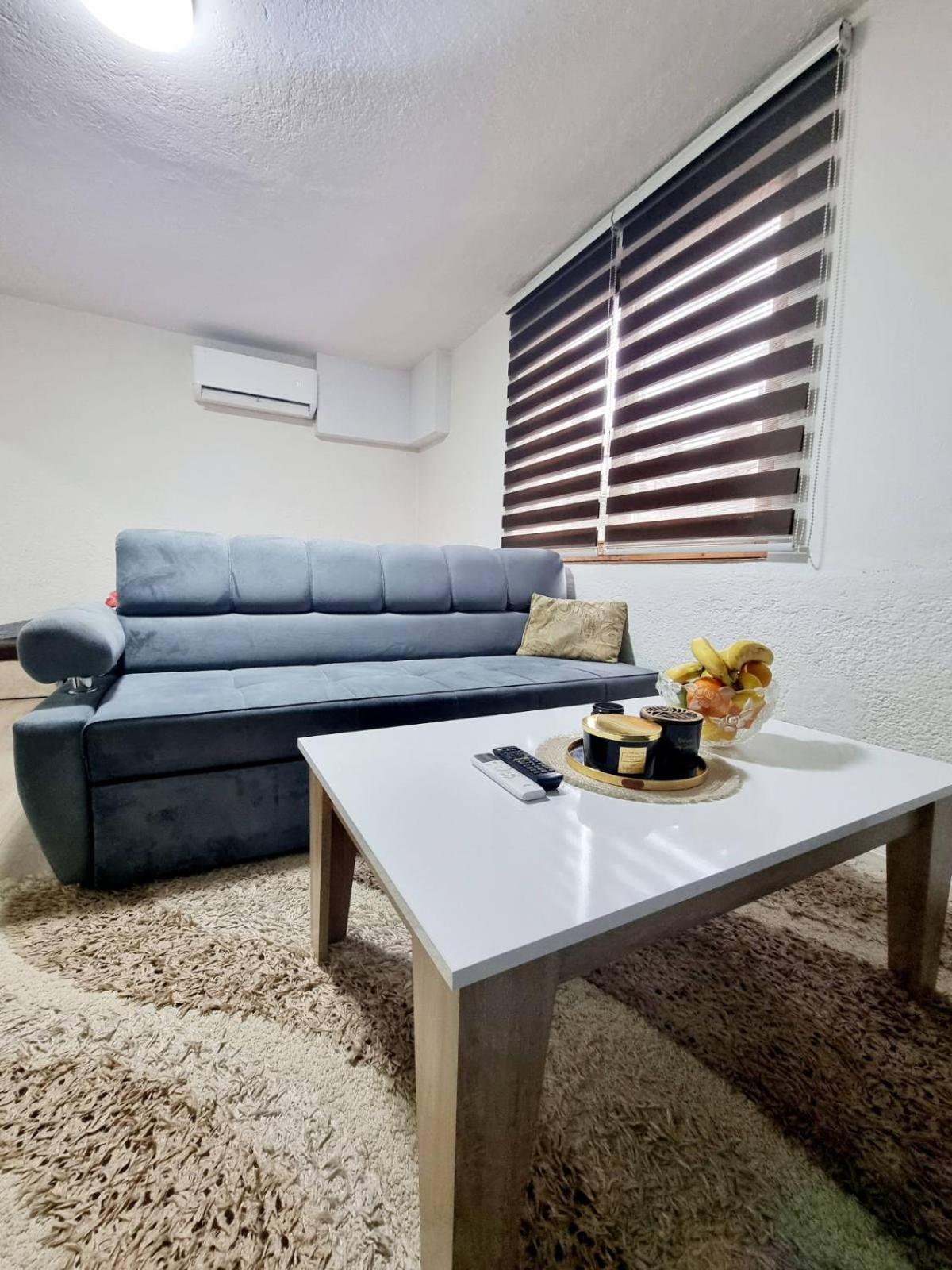 Apartman Family SJJ Esterno foto